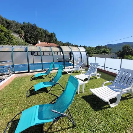 Casa Piscina Agua Quente De Sal ויאנה דו קסטלו