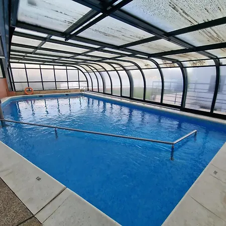 בית נופש Casa Piscina Agua Quente De Sal ויאנה דו קסטלו
