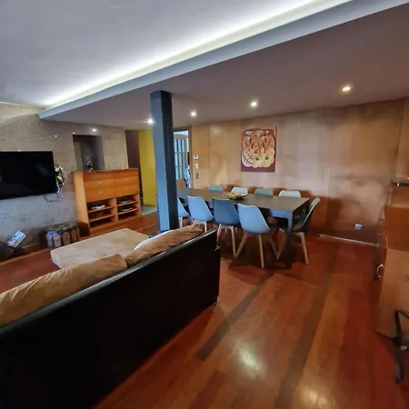 Casa Piscina Agua Quente * ויאנה דו קסטלו